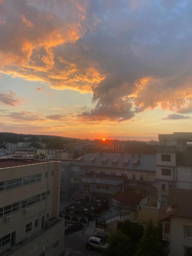Pitesti Sunset View 外观 照片